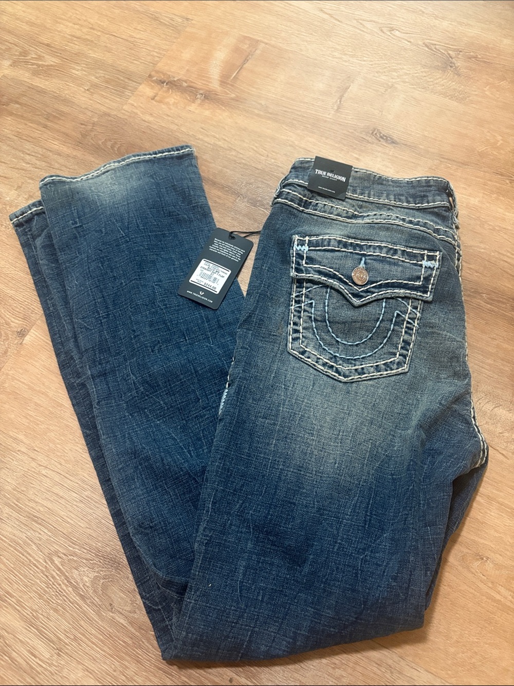 New True Religion Billie Mid Rise Super T Flap Straight Jean $244 Rt - Picture 4 of 7
